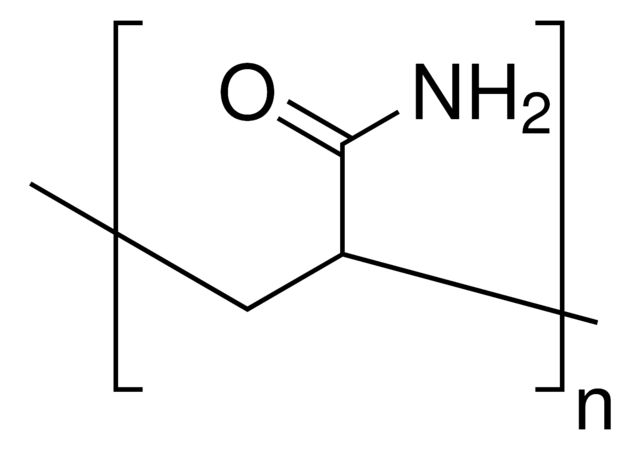 912697